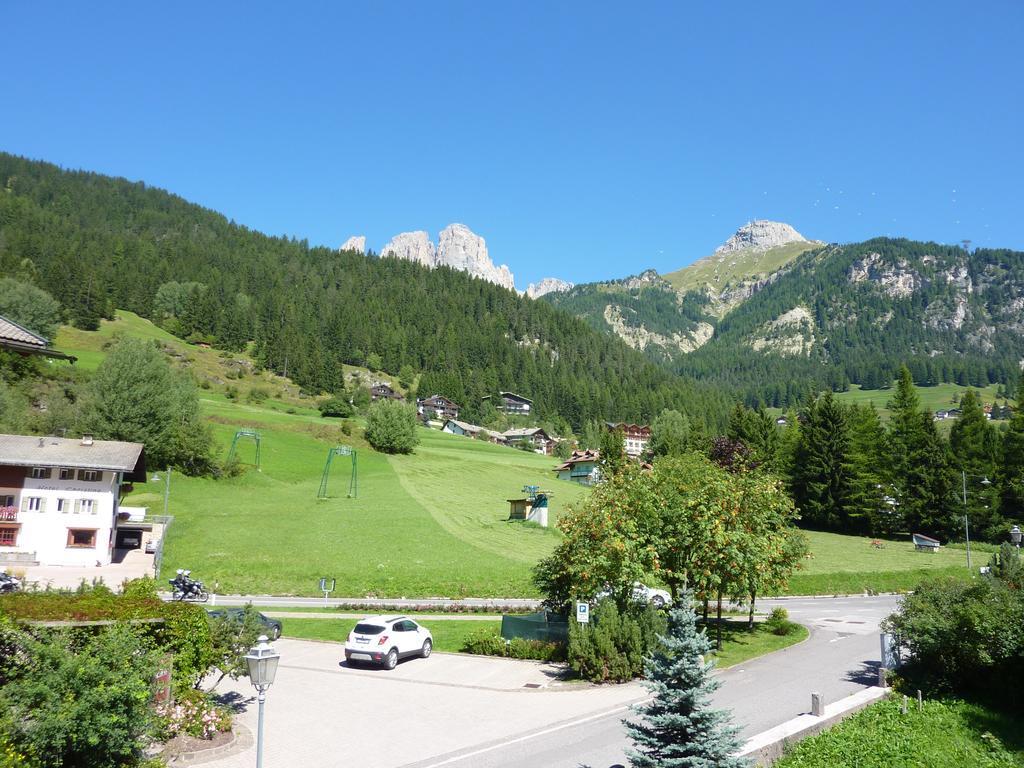 Appartamenti Majon Sotroi Campitello di Fassa Exteriör bild
