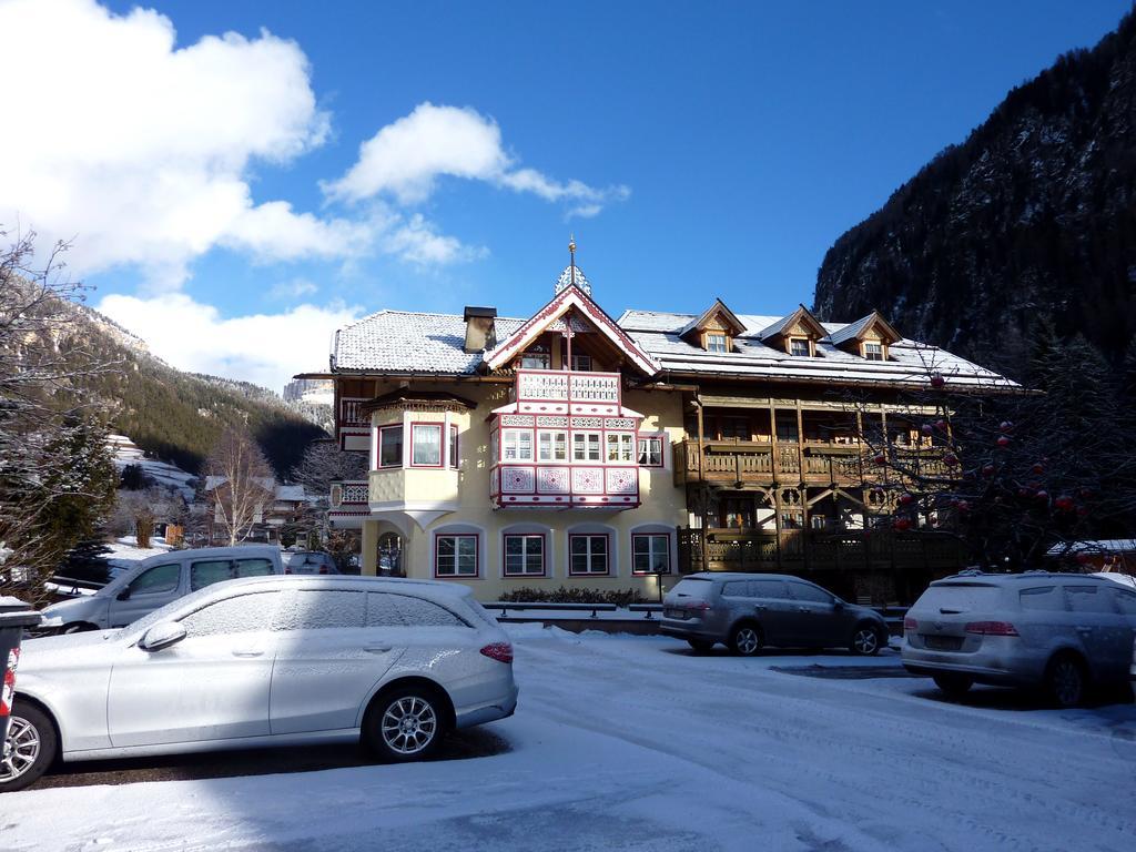 Appartamenti Majon Sotroi Campitello di Fassa Exteriör bild